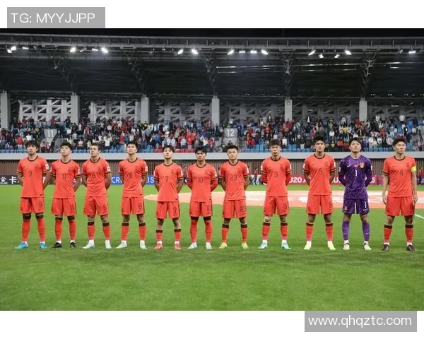 10号秋衣足球明星的辉煌历程与场上风采解析 10号秋衣足球明星的辉煌历程与场上风采解析